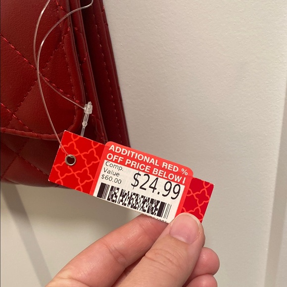 NWT Quilted Red Chain Shoulder Bag - Picture 5 of 9